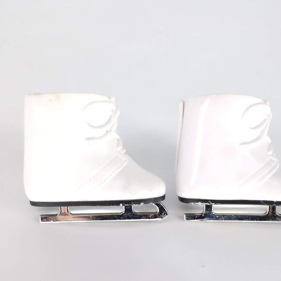 Unbranded White Rubber Doll Ice Skates Ice Skating Shoes for 18 Inch Dolls - GUC - Picture 13 of 13